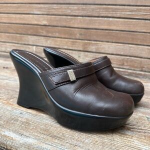 Vintage Y2K Tommy Hilfiger Leather Platform Clogs